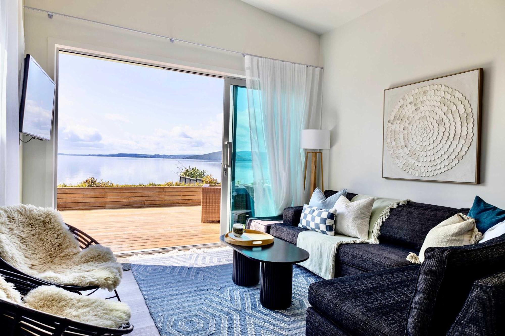 רוטורואה Jandals & Joy Lakefront Retreat מראה חיצוני תמונה